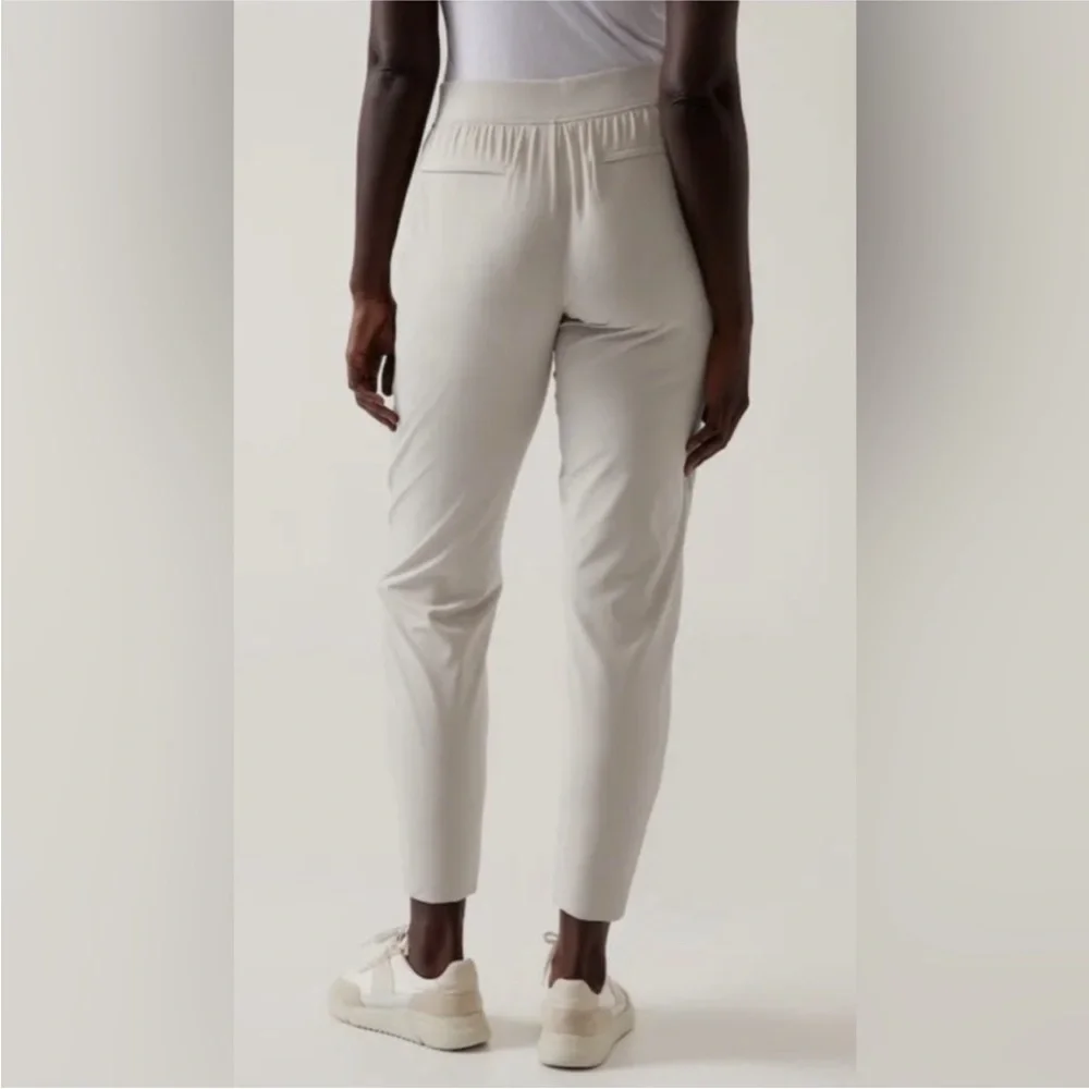 NWT Athleta Brooklyn Ankle Pant Light Tan / Ecru Size 10 - Picture 5 of 16